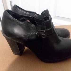 White Mountain Black Dress Shoes Size 6M